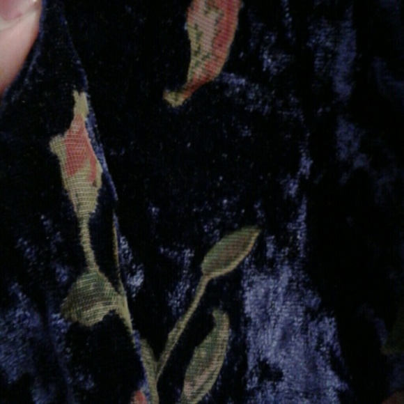 Top - Picture 7 of 7